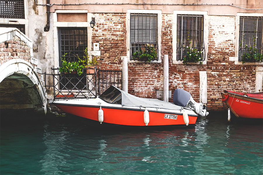 vivere-a-venezia-da-fuori-sede-barca
