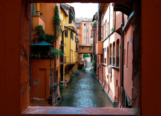 vivere-a-bologna-nel-2026-affitti-costo-della-vita-e-opportunita